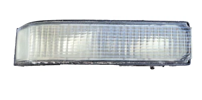 1988-1999 Chevy GMC C1500 c2500 c3500 Yukon    Park/Turn Light    Right Side - Image 1 of 4