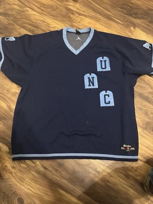 Camisa de Tiro Vintage Jordan UNC Carolina del Norte Tacones Alquitranados Talla XX Grande Foto 1 de 3