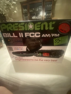President Bill II FCC AM/FM Ultra Compact 40 Channel CB Radio w/ Weather, USB - image 1 of 4