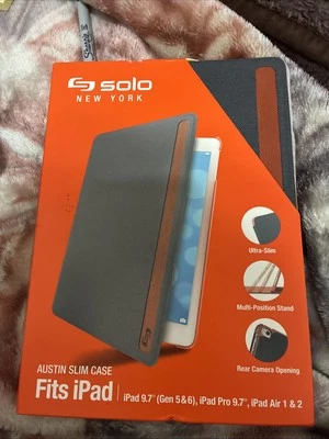 Solo Austin iPad Air Case Polyester Gray/Orange IPD212610 - Image 1 of 4