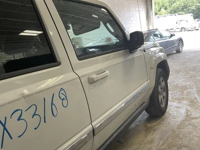 Passenger Right Front Door Fits 06-10 COMMANDER 5068193 - Image 1 of 4