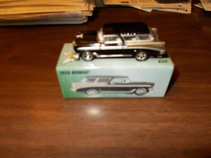 Johnny Lightning Number 29 / 1956 Chevy Nomad with Metal Box / Dated 2000  - Picture 1 of 2