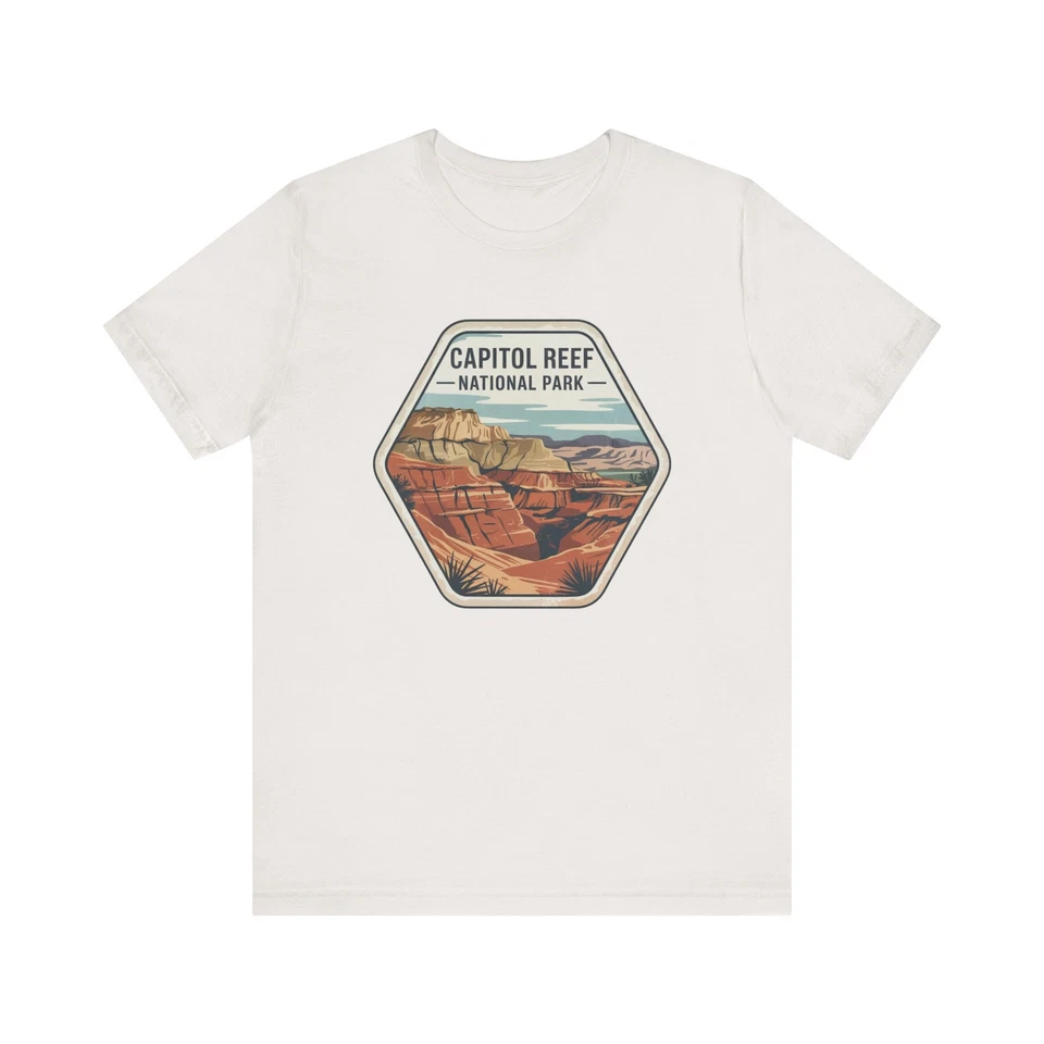 Camiseta Parque Nacional Capitol Reef, Amante de la Naturaleza, Camisa de Viaje, Aventura al Aire Libre Foto 1 de 1