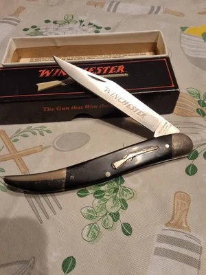 2002 Winchester WR17035 Large Toothpick Folding Knife 3.5 - Image 1 of 2