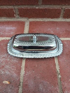 Vintage Irvinware Silver Metal Covered Butter Dish with Glass Insert - Picture 1 of 5