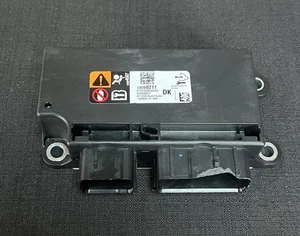 HSV-HOLDEN 2013-2017 VF CLUBSPORT R8 & COMMODORE GM AIRBAG SENSOR ECU MODULE!! - Picture 1 of 10