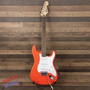 USED-Squier Sonic Stratocaster Electric Guitar, Fiesta Red Finish - Picture 1 of 7