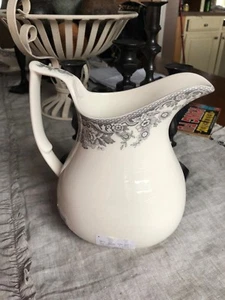 JARRA DE AGUA/LECHE DE PORCELANA GRIS Y BLANCA RURAL SPODE DELAMERE NUEVA - Imagen 1 de 2