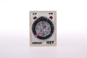 1pcs H3Y-2 H3Y 250V 5A 10sec 10s DC12V Timer Relè Tempo YB - Foto 1 di 2