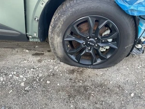Wheel 17x7 Alloy 10 Spoke Fits 23 SPORTAGE 2078500 - Picture 1 of 12