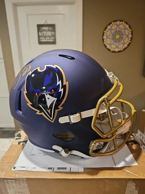 Réplica de tamaño completo firmada por Willis Mcgahee Ravens Alt. Certificado Beckett Foto 1 de 4