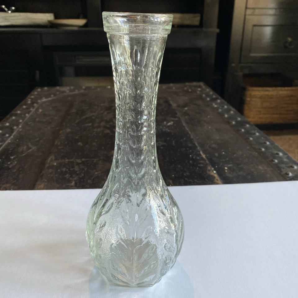 Ваза из прозрачного стекла FTD высотой 9 дюймов - ваза с дизайном из лозы - от 1978 г. - ваза FTD - Изображение 1 из 4