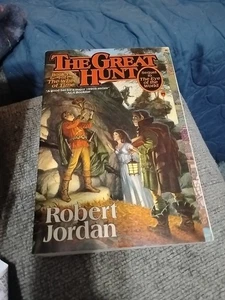 THE GREAT HUNT BY ROBERT JORDAN 1 Trade PB 1st Edition Wheel Of Time Eb5 - Foto 1 di 3