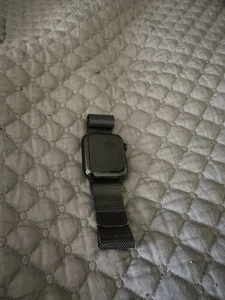 Apple Watch Series 5 (GPS + Cellular) 44mm Space Black Stainless Steel Milanese - Picture 1 of 7