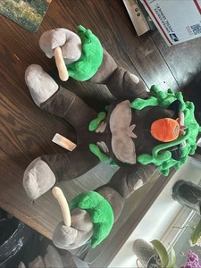 Pokemon Center: Peluche Rillaboom 2020 venditore USA - Foto 1 di 10