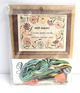 Kit ricamo crewel vintage Yvonne Of California 1976 KEEP SMILING nuovo aperto - Foto 1 di 6