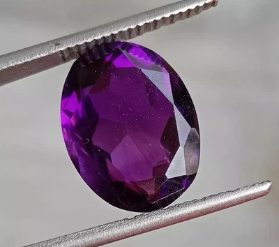Amatista púrpura de 20,90 quilates corte ovalado facetado AAA+ piedras preciosas sueltas regalo para mujer Foto 1 de 4