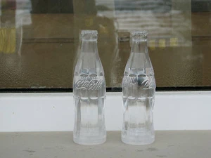 Salero 2 ps coca cola usado raro botella plástico 120mm - Imagen 1 de 3