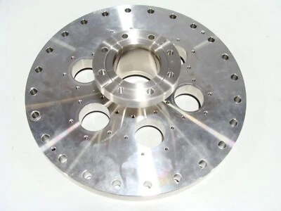 Tapa de cámara de vacío Research 12" UHV SS DN250CF con puertos de alimentación combinados Foto 1 de 4
