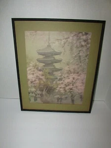 ANTIKER JAPANISCHER DRUCK 1930ER JAHRE AUF STRUKTURPAPIER PAGODE UND KIRSCHBLÜTEN BILD - Bild 1 von 9