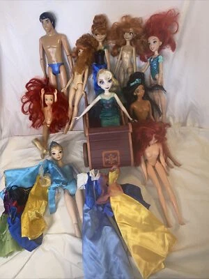 Muñecas Barbie Lote Surtido de Disney, Frozen y Sirenita Aladino Mixto Foto 1 de 4