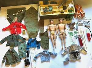 Vintage GI Joe Locker Lot 1960s Hasbro Weapons Uniforms 12" Figures Action Man - Picture 1 of 12