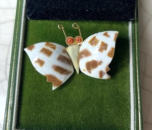 Butterfly Brooch Pin Carved Sea Shell Wings Conch Silver Tone Insect Vtg 1.5/8” - Picture 1 of 2