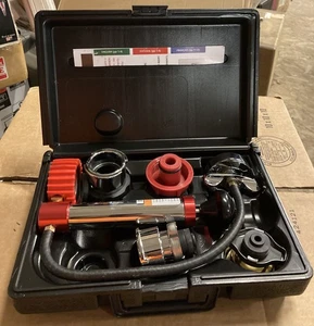 New Matco Tools Cooling System Pressure Tester Kit RPT103 - Afbeelding 1 van 3