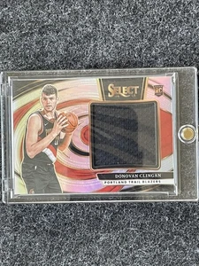 2024-25 Panini Select #JRS-CLI Donovan Clingan Jumbo Rookie Swatches  - Bild 1 von 2