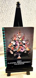 1963 Blumengesteck Kalender spiralgebunden 10. NCGClub Floral Appt. Buch - Bild 1 von 7