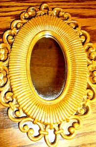 Vintage 70er Retro Faux Rattan Korb Oval Akzent Spiegel 9"x 7" Wandhalterung 571/600 - Bild 1 von 3