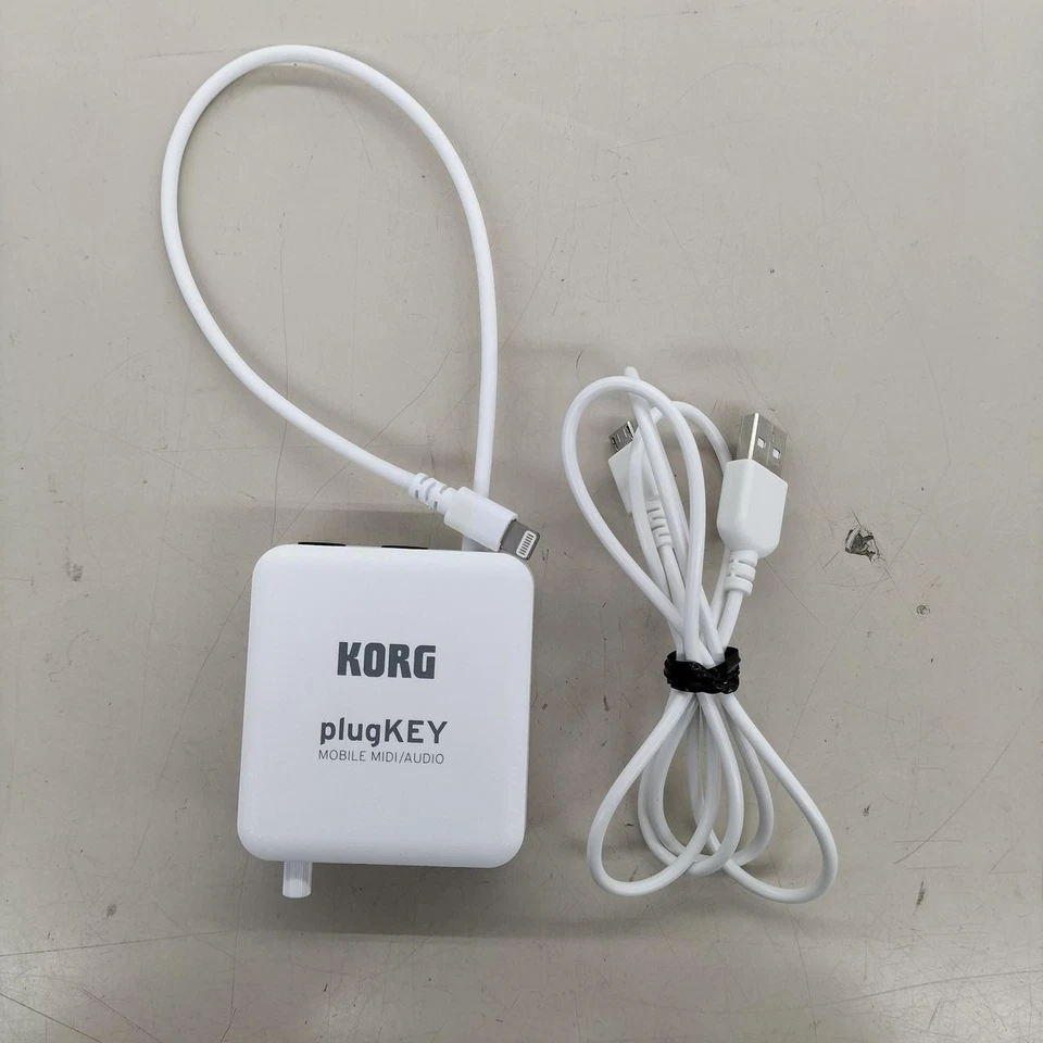 Korg plugKEY Mobile MIDI Audio Interface for iPhone iPad iPod White - Image 1 of 3