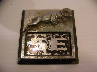 1980 - 93 DODGE RAM RAMCHARGER SE EMBLEM OEM 81 82 83 84 85 86 87 88 89 90 91 92 - Image 1 of 2