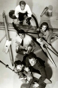 Land of the Giants Movie Poster 16x24 - Imagen 1 de 1