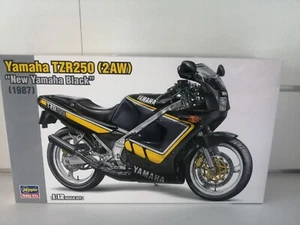 Moto TZR250 Yamaha 1987 Hasegawa 1-12 modellino HA21743 moto stradale sportiva - Imagen 1 de 1