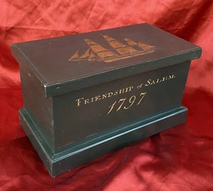 Robert Leonard Ould Colony Artisans Handcrafted - Friendship of Salem 1797 Chest - Picture 1 of 16
