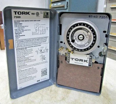 💥TORK 24-HOUR TIME SWITCH W/ SKIP-A-DAY 120/277 VAC MODEL 7200 - Image 1 of 4