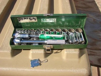 Vintage S-K TOOLS USA 24-Piece 1/4" & 3/8" Drive SAE Socket Set w/ Original Box - Image 1 of 4