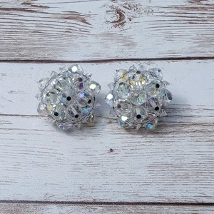 Vintage Ohrclips - 1" Cluster Stil mit irisierenden klaren Perlen - Bild 1 von 4