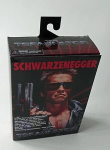 Terminator - Ultimate T-800 Tech Noir 18 cm Figur Neca Neu/New - Bild 1 von 3