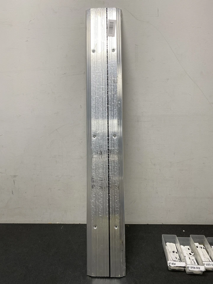 Trilho térmico Zurn QH2TTS – Painel reto - Cromado - Imagem 1 de 2