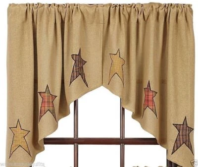 Juego de botines de ventana Stratton de arpillera rústica bronceado con parches primitivos de estrellas a cuadros Foto 1 de 4