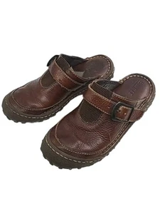 Born b.o.c. Womens Brown Leather Closed Toe Slide On Mule Size 6 Stretch Panel - Picture 1 of 5