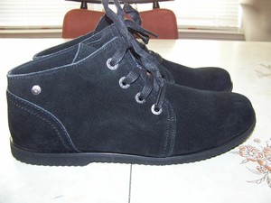 bearpaw women's claire chukka boot