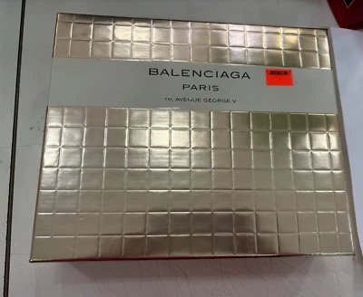 BALENCIAGA PARIS 10, AVENUE GEORGE V 2 PIEZAS SET REGALO: 1.7 EDP Spray, Loción 3.4 Foto 1 de 2