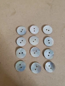 Shell Button White 1/2 inch. Two holes - Picture 1 of 3