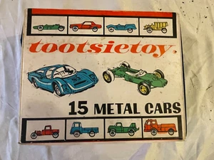 Vintage 1967 TootsieToy 15 Metal Cars Carrying Case Original Cardboard Inserts - Picture 1 of 10