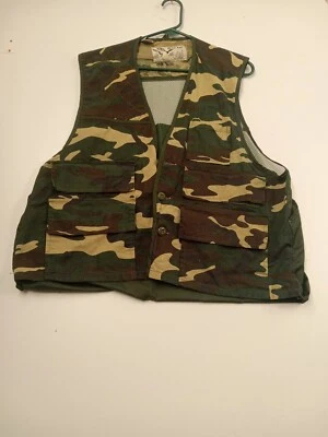 Duck Bay Hunting Vest Size XL Camouflage Vintage Outdoor Padded Shoulder Vented - Image 1 of 4