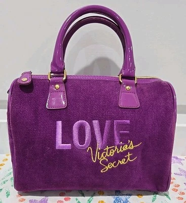 Cartera vintage de terciopelo púrpura Victoria Secret LOVE Foto 1 de 4