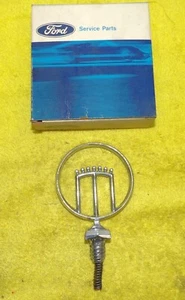 1975 1976 1977 Mercury Monarch Ghia Sedan NOS FRONT HOOD TOP EMBLEM ORNAMENT - Picture 1 of 6